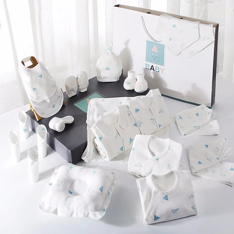 18/22 Pieces Newborn Clothes Baby Gift Pure Cotton Baby Set 0-6 Months