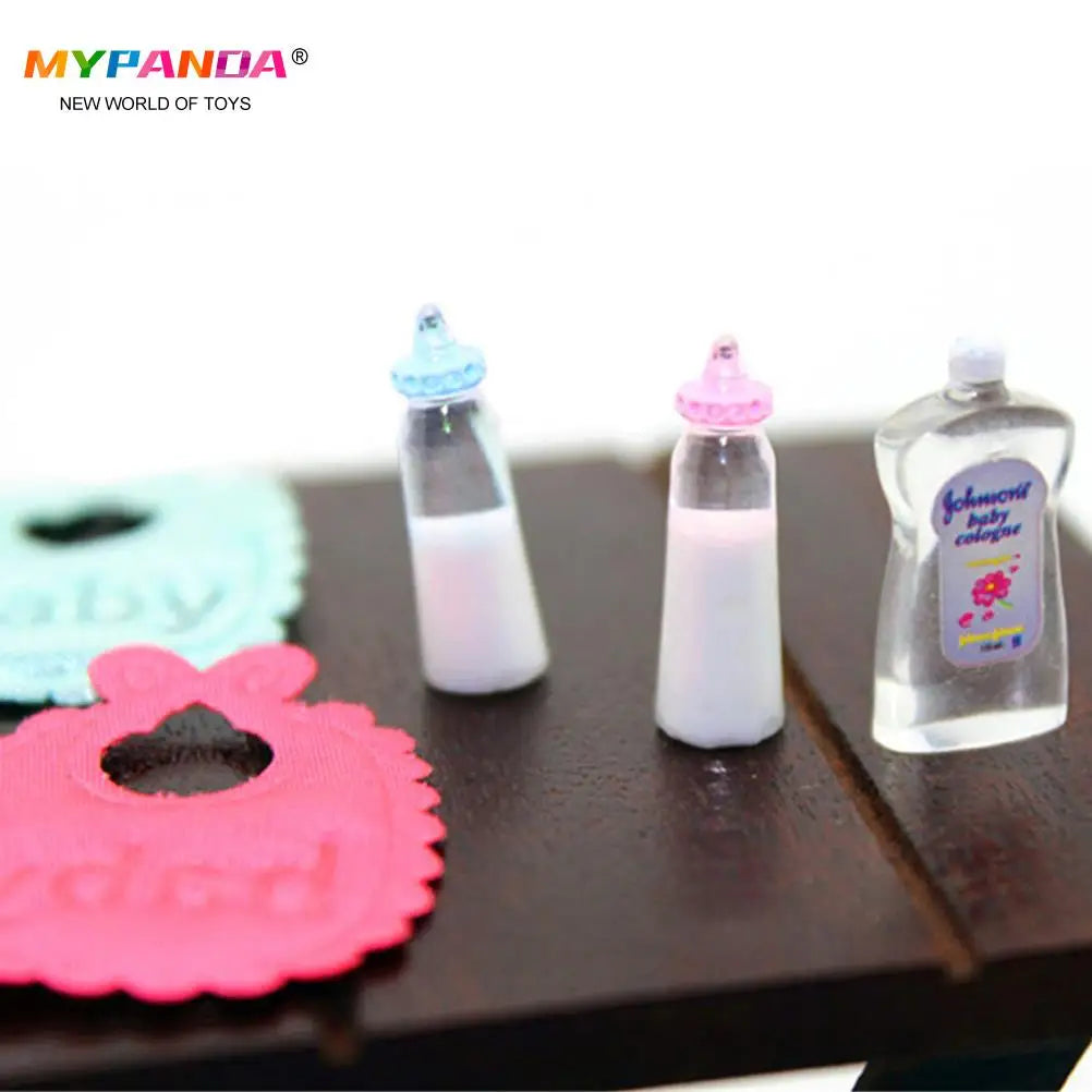 1set 1:12 Dolls House Miniature Baby Bottles Shampoo Bibs Set