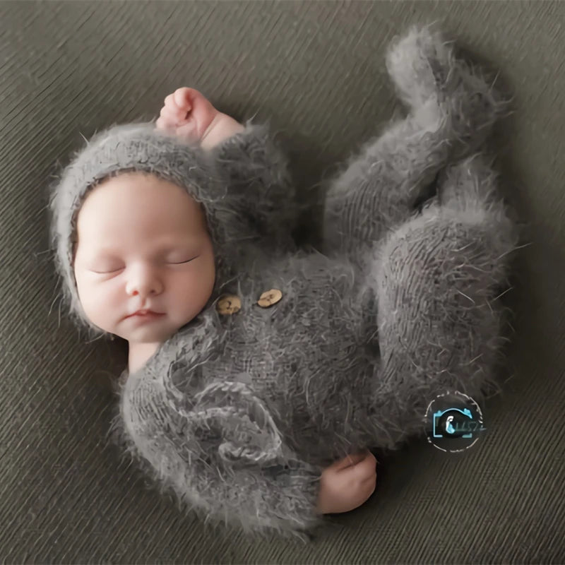 Newborn Soft Fuzzy Footed Romper For Baby Photo Props