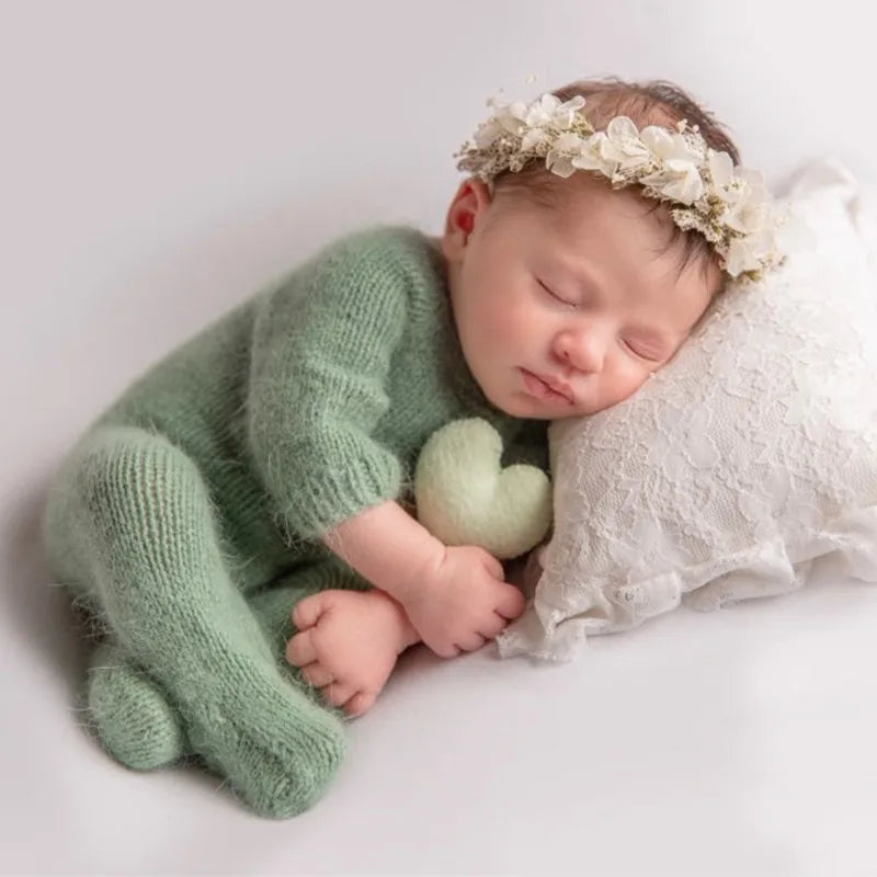Newborn Soft Fuzzy Footed Romper For Baby Photo Props