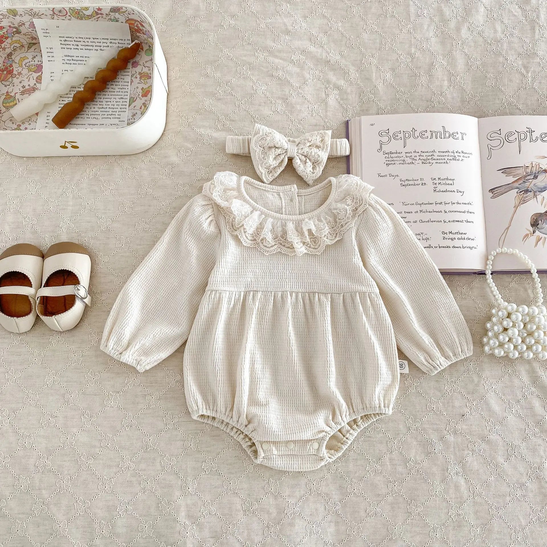 2PCS Spring Baby Clothes Lace Collar Infant Bodysuit