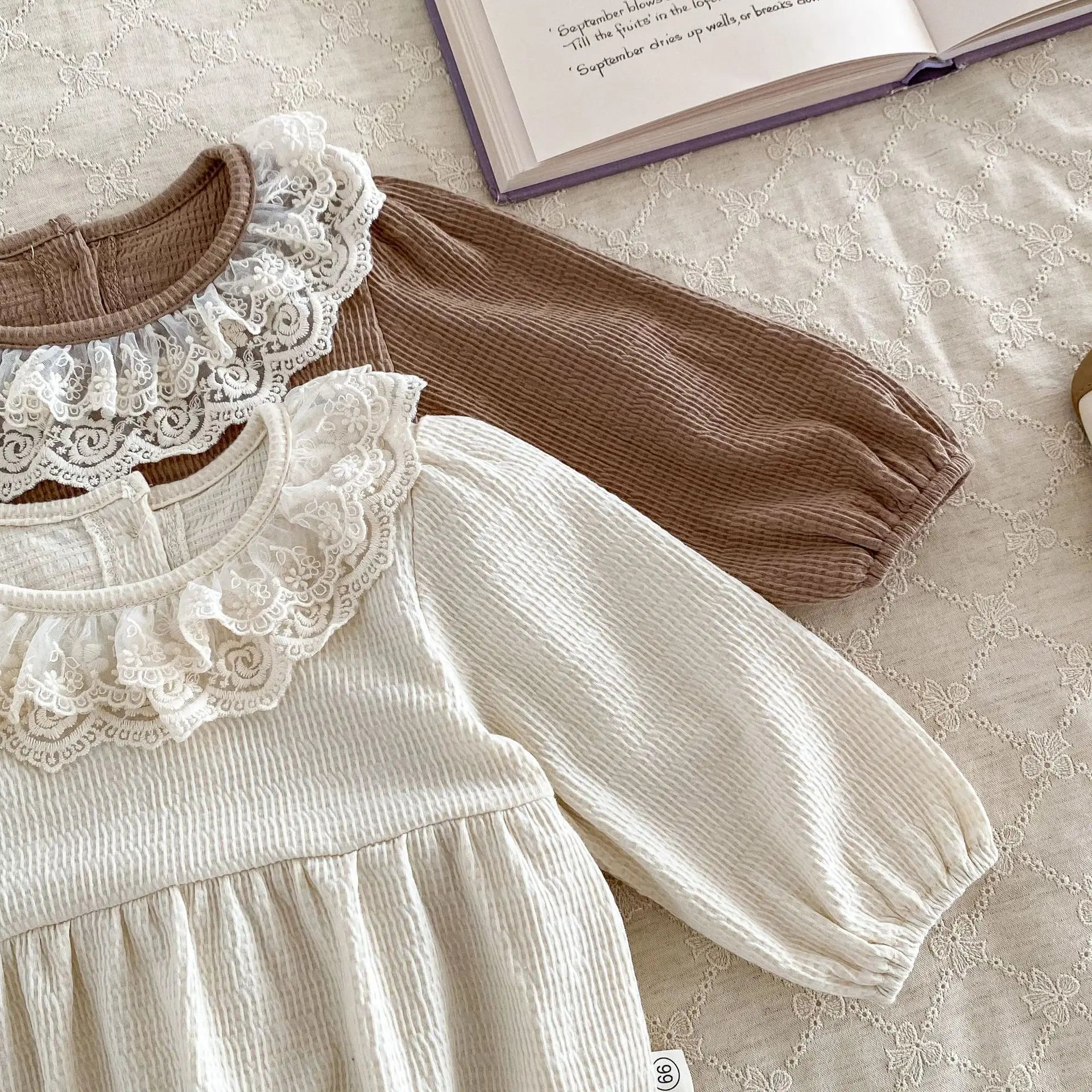 2PCS Spring Baby Clothes Lace Collar Infant Bodysuit