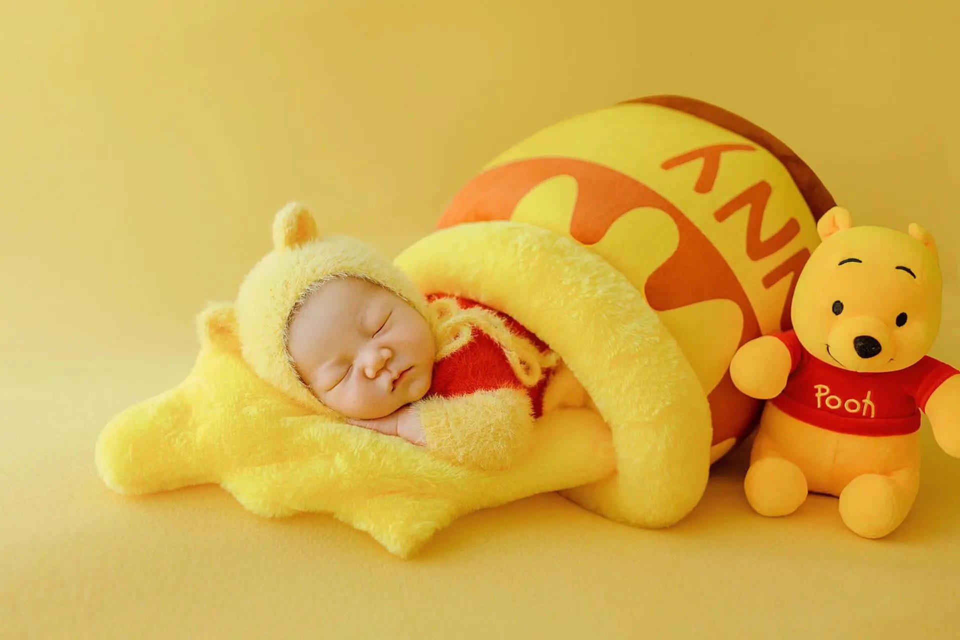 Newborn photography props Winnie the pooh photos clothing