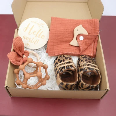 Baby Gift Box Genetic Ball Toddler Shoes Rabbit Ears Toy Grindy Bear