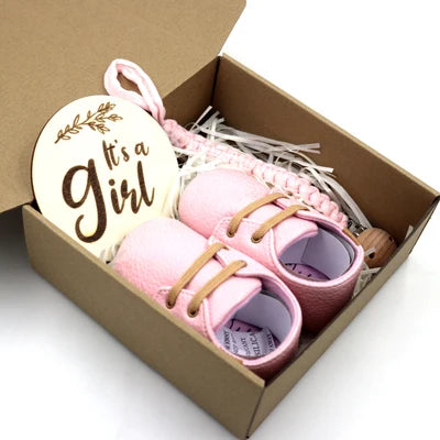 Baby Gift Box Genetic Ball Toddler Shoes Rabbit Ears Toy Grindy Bear