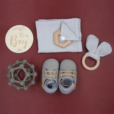 Baby Gift Box Genetic Ball Toddler Shoes Rabbit Ears Toy Grindy Bear