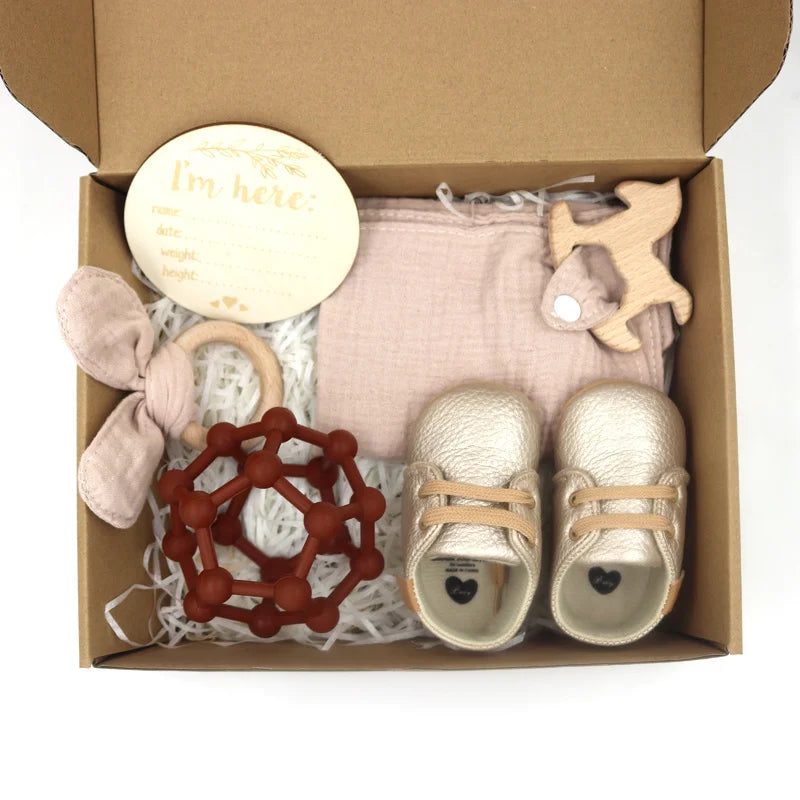 Baby Gift Box Genetic Ball Toddler Shoes Rabbit Ears Toy Grindy Bear