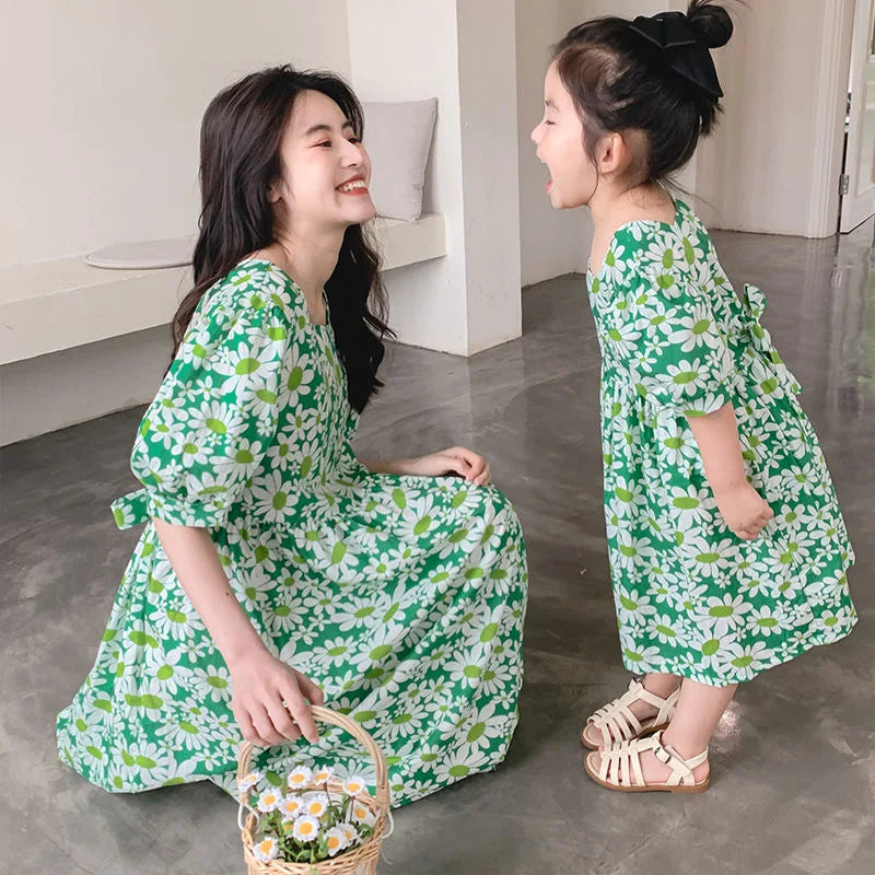New Fashion Floral Mom And Daughter Dress Cute Family Matching Party Parent-Child Outfits Christmas Carnival Mother Kids Clothes