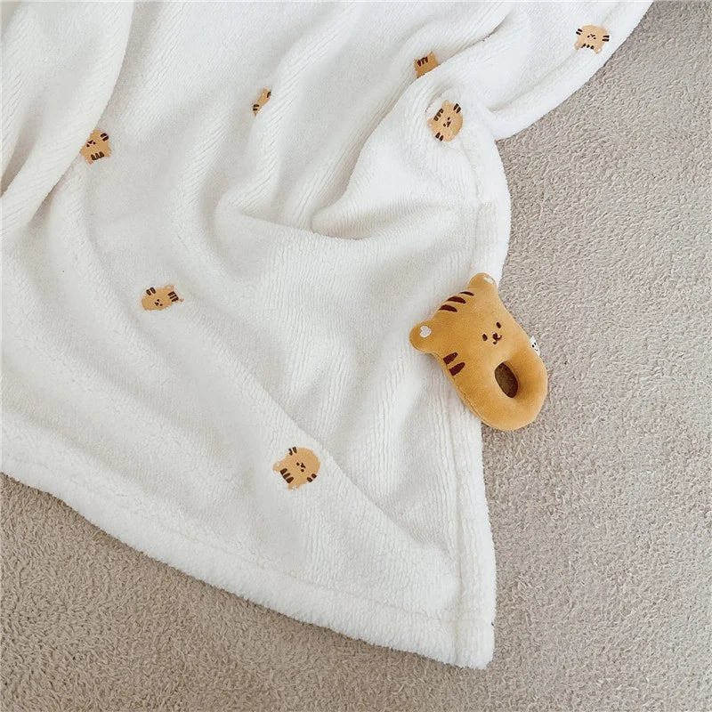 Baby Embroidered Double-sided Thinkened Flannel Warm Blanket