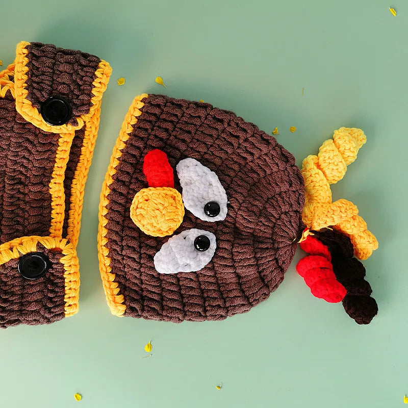 Handwoven Baby Photography Clothing, Turkey Shaped Knitted Hat+pants, 2-piece Set of Darling Shoot A Film Props Accessories