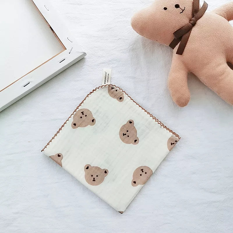 Cotton Baby Face Towel Newborn Baby Items 4 Layer Muslin Baby Bibs Handkerchief Soft Saliva Towel Triangle Feeding Burp Cloths