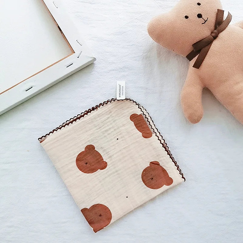 Cotton Baby Face Towel Newborn Baby Items 4 Layer Muslin Baby Bibs Handkerchief Soft Saliva Towel Triangle Feeding Burp Cloths