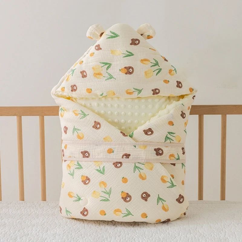 Cotton Flannel Baby Blanket Swaddle Hooded Cartoon Bear Print Winter Warm Baby Quilt Fleece Thickened Newborn Sleeping Bag