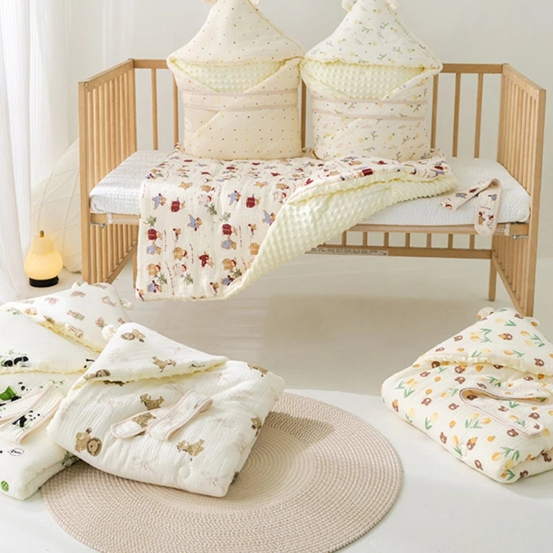 Cotton Flannel Baby Blanket Swaddle Hooded Cartoon Bear Print Winter Warm Baby Quilt Fleece Thickened Newborn Sleeping Bag
