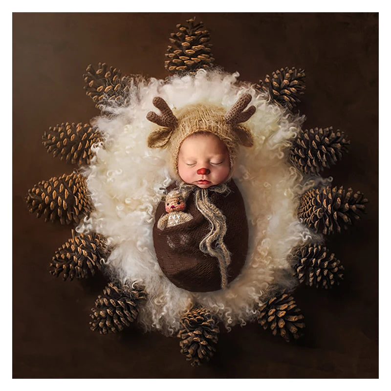 MOMLUVBB Newborn Baby Photography Props Knit Crochet Cute Christmas Elk Doll Hat Bonnet 2PCS Fotografia Studio Shoot Photo Props