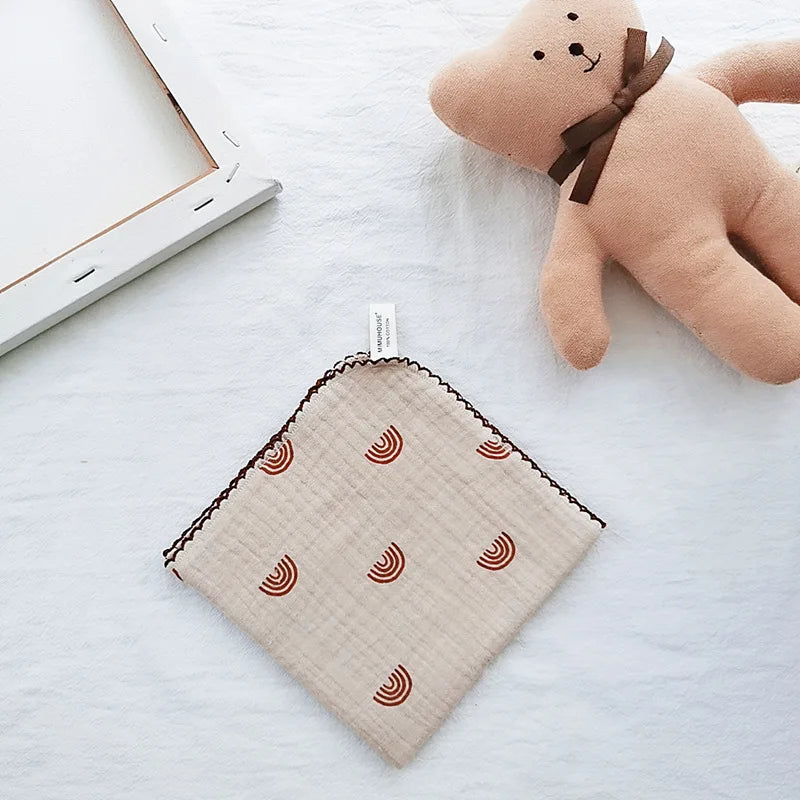 Cotton Baby Face Towel Newborn Baby Items 4 Layer Muslin Baby Bibs Handkerchief Soft Saliva Towel Triangle Feeding Burp Cloths